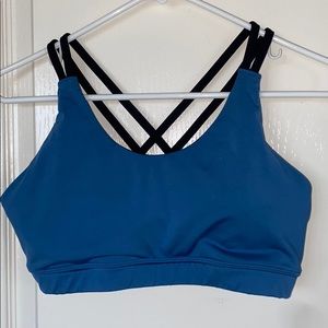 sports bra